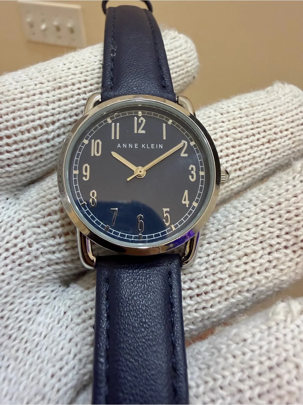 Anne Klein very good